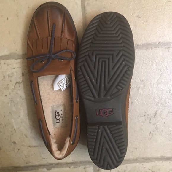 ❌SOLD❌❤️UGG- Fur duck slip on shoes - Picture 6 of 6